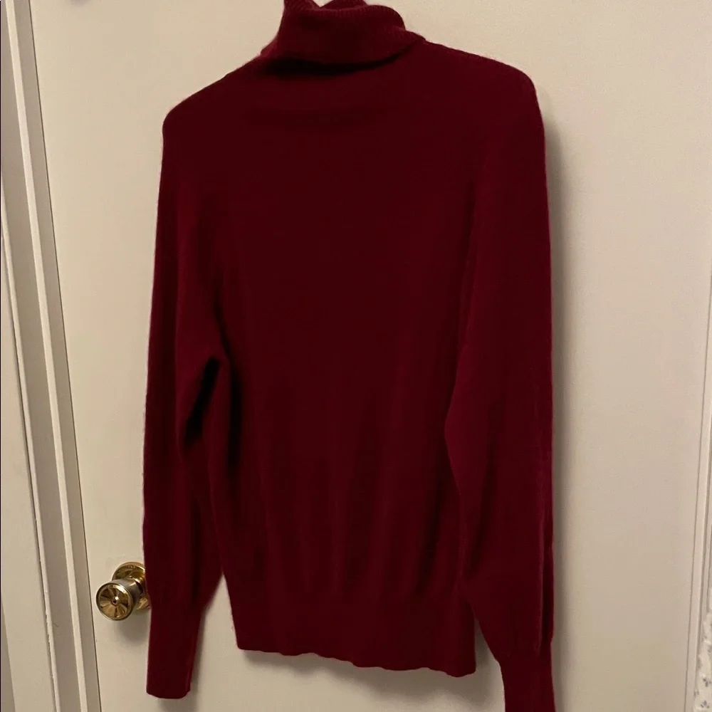White + Warren Burgundy Cashmere Turtleneck Sweater Size Large - Picture 8 of 10